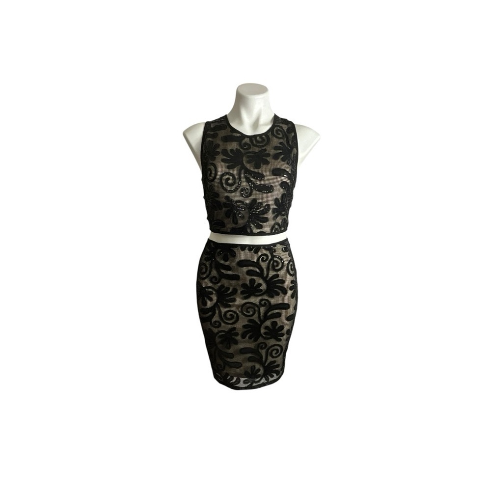 Sienna Sky Elegant‎ Two Piece Black Floral Scroll Sequin Skirt Set